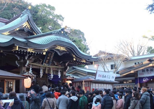 江島神社初詣の様子